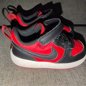 Nike Kids Black and Red Sneakers